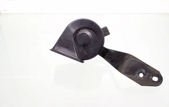 Audi A6 S6 C5 4B Horn signal 4B0951223A 4B0951229E