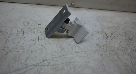 BMW X5M E70 Rear door upper hinge 7160823