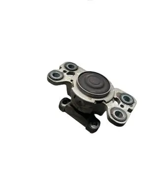 Volvo V70 Engine mount bracket 31316875 3131687502