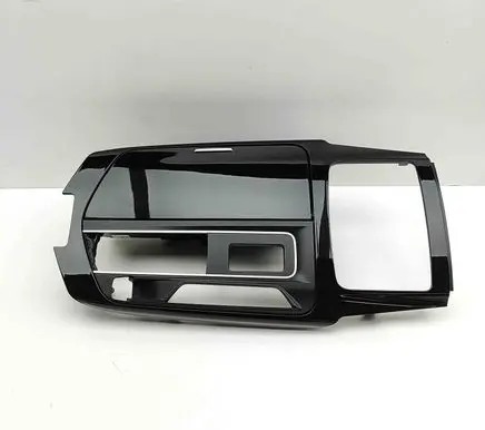 Maserati Levante Other center console (tunnel) element 670066987 670047725
