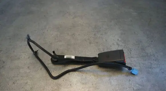 Honda Civic X Front seatbelt buckle