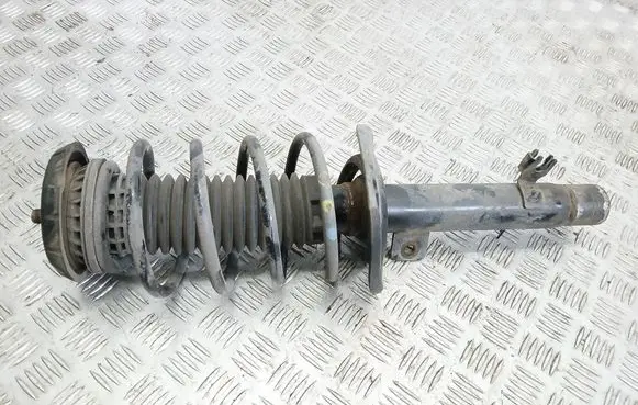 Peugeot 2008 I Front shock absorber/damper