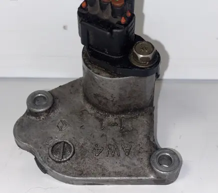 Nissan X-Trail T30 Crankshaft position sensor 
