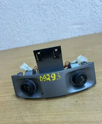 BMW 7 E65 E66 Cigarette lighter 58450713 D9293
