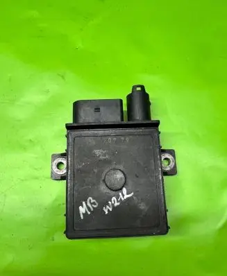 Mercedes-Benz E W212 Glow plug pre-heat relay A6421533779 1000589214 0522140207