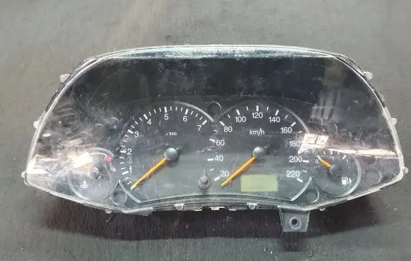 Ford Focus Speedometer (instrument cluster) 98AP10841BC 44ZU115