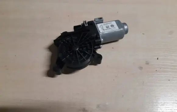 Volkswagen Up Front door window regulator motor 1S0959802