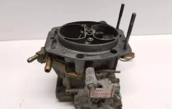 Lada Niva Carburettor 210831107010