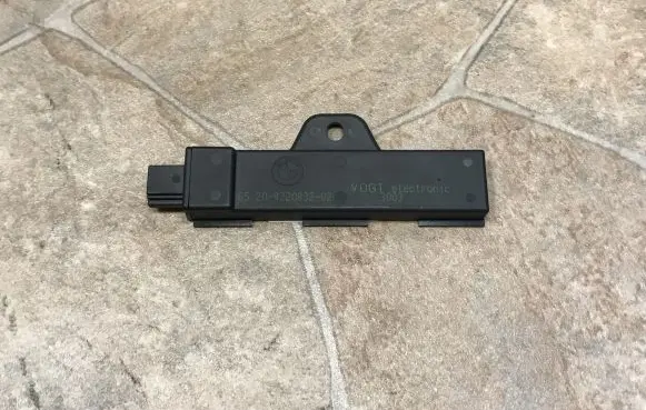 BMW 7 F01 F02 F03 F04 Keyless system antenna 9220832