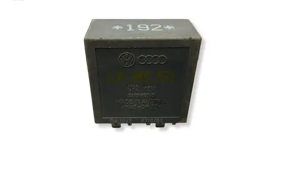 Volkswagen PASSAT B5.5 Window wiper relay 1J0955531 5WK1045 B310702