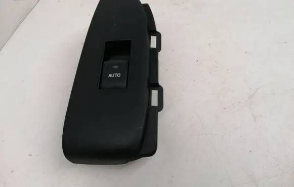 Toyota Prius (XW30) Electric window control switch 7427247060