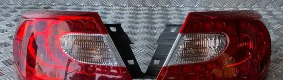 Infiniti M Y51 Rear/tail lights set INFINITIM37