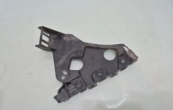 Opel Astra J Front bumper mounting bracket 13367892