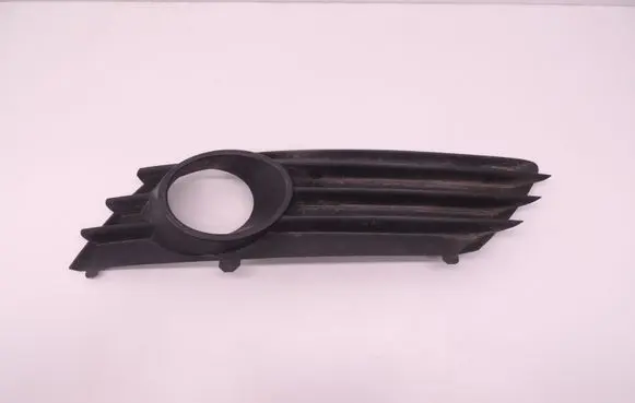 Opel Astra H Front bumper lower grill 13126025 D98