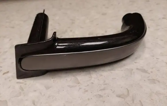 KIA Sorento Front door interior handle trim 