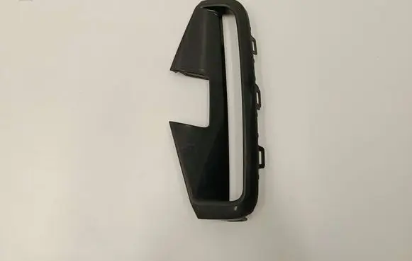 BMW 4 G22 G23 G24 G26 Front bumper lower grill 8077069 15857711