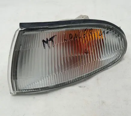 Mitsubishi Lancer Front indicator light 010277 181903L