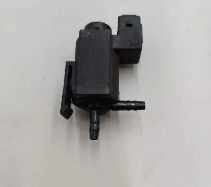 Mini Cooper Countryman R60 Turbo solenoid valve 70231800