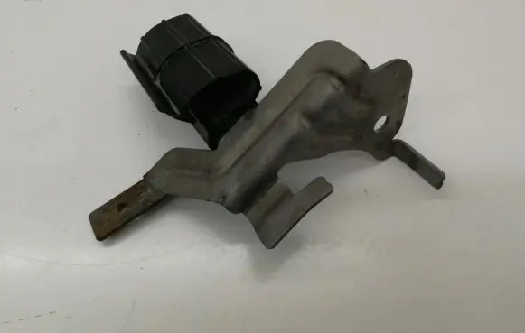 Volkswagen Golf VII Other engine bay part 5K0971858
