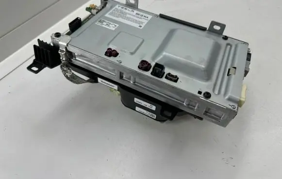Tesla Model Y Other control units/modules 177500000L B2S21168G00423 146577200A