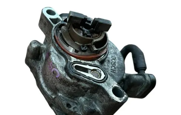 Ford Focus Vacuum pump 9684786780 30SCH