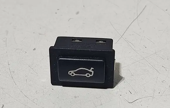 BMW 5 E60 E61 Tailgate opening switch 6921846