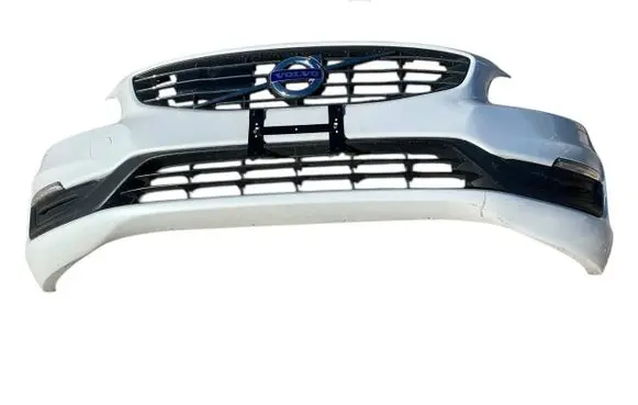 Volvo V60 Front bumper 31323831
