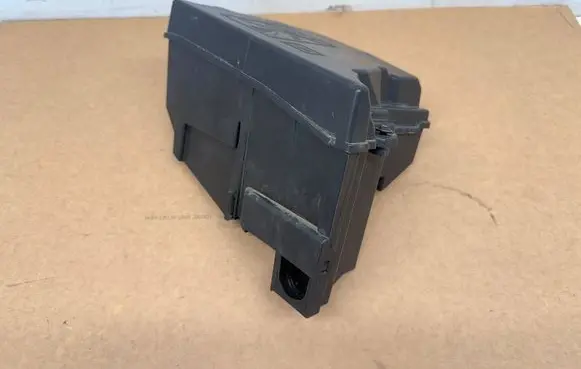 Dacia Sandero III Fuse box set SAN3SKRZBEZP1 243128516R