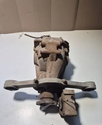 Mitsubishi Pajero Rear differential 3501A381