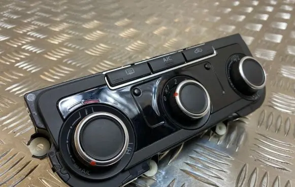 Volkswagen PASSAT B7 Climate control unit 7N0907426BG 5HB01129200