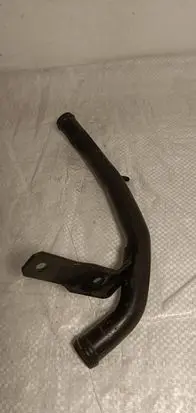 Volkswagen PASSAT B7 Engine coolant pipe/hose 03L122157K