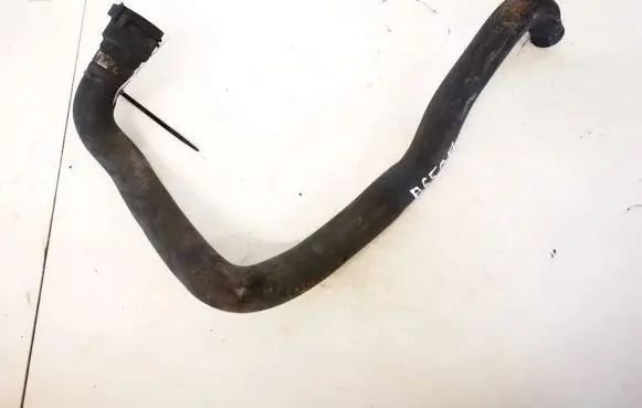Volkswagen PASSAT B5 Engine coolant pipe/hose