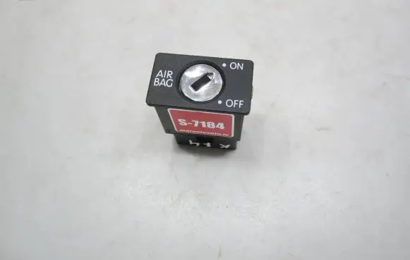 Volkswagen Golf V Passenger airbag on/off switch 1K0919237A