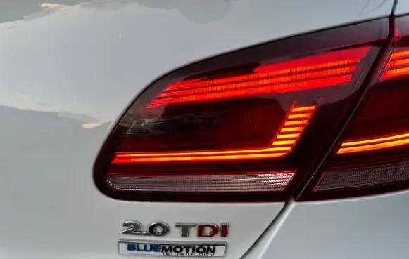 Volkswagen PASSAT CC Tailgate rear/tail lights 3C8945308