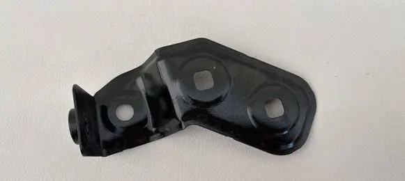 BMW i4 Fender mounting bracket 7486803