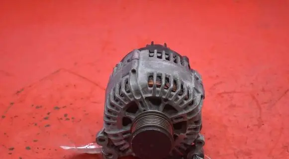 Audi A3 S3 8P Generator/alternator 06F903023C