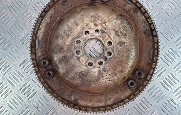 Mercedes-Benz E A207 Flywheel A2720300712