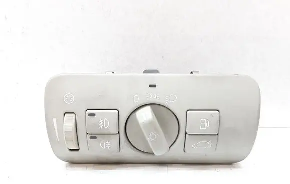 Volvo V70 Light switch 30739422