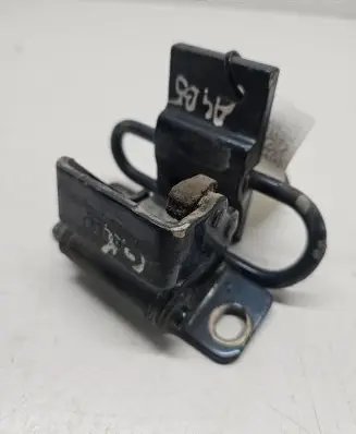 Audi A4 S4 B5 8D Rear door lower hinge
