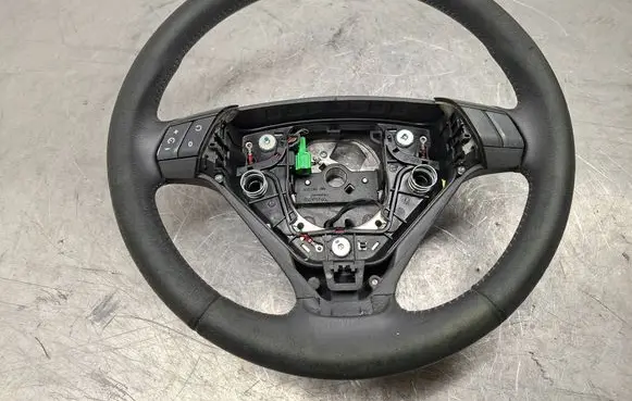 Volvo S60 Steering wheel 8666882 CV5503522314005B