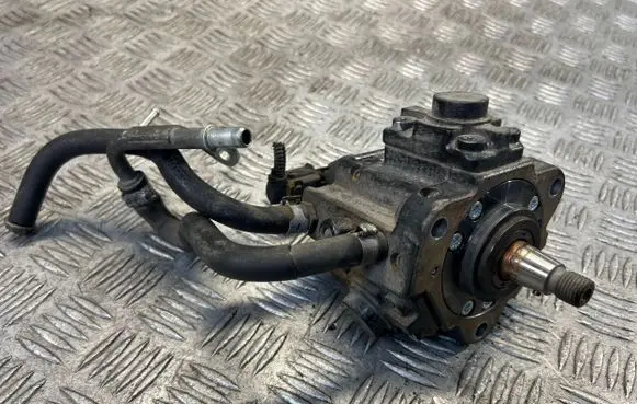 Opel Insignia A Fuel injection high pressure pump 0445010193 55571005 07001041976