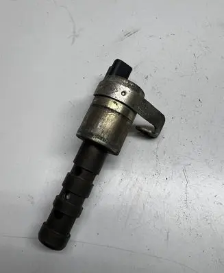 Renault Scenic I Camshaft vanos timing valve 108674