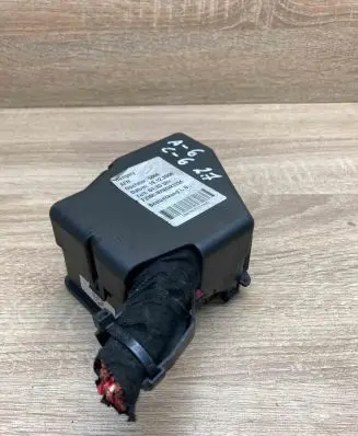 Audi A6 S6 C6 4F Fuse box set 0702521794 5866