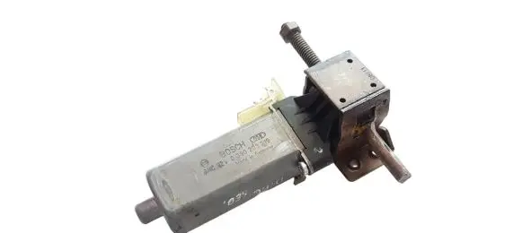 Mercedes-Benz S W221 Seat adjustment motor 0390203219