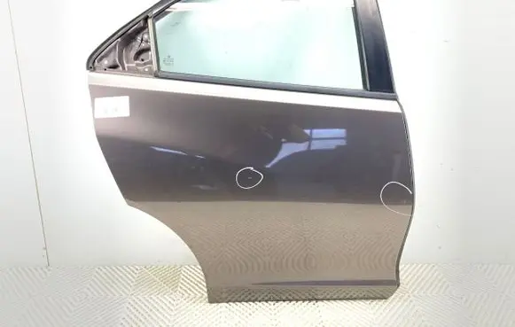 Honda Civic IX Rear door