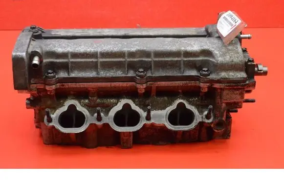 Hyundai Santa Fe Engine head