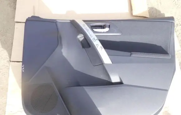 Toyota Auris E180 Front door card panel trim