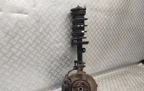Front wheel hub spindle knuckle