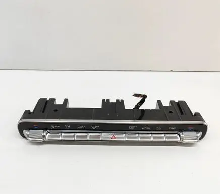 Mercedes-Benz GLE W167 Interior fan control switch A2479056703