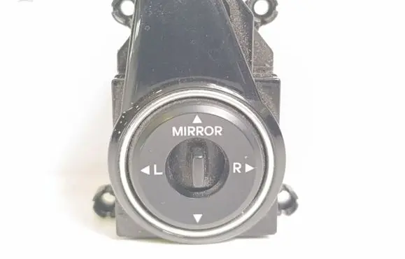 Hyundai i40 Wing mirror switch 39R4801280